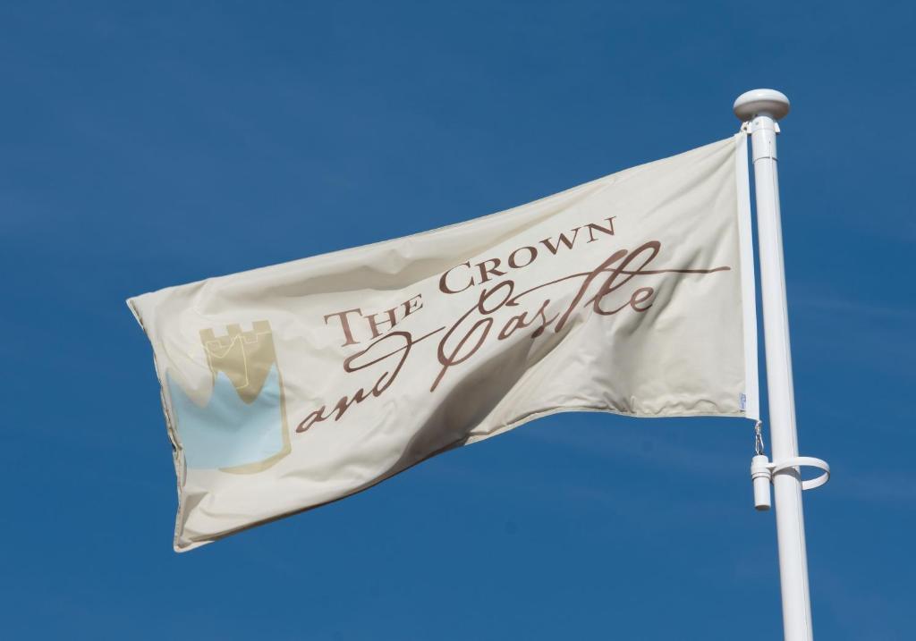 Crown And Castle Hotel Orford Exterior photo